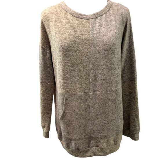 Amor Adore super soft‎ gray sweater top size medium - Picture 3 of 5